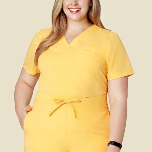 Mandala Women’s One Pocket V-Neck Scrub Top in Daffodil- Size XL - Picture 1 of 4